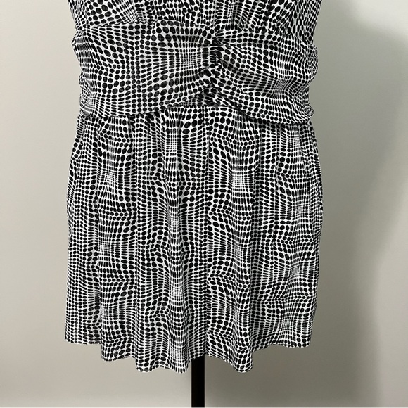 Michael Kors Layered Sheer Sleeveless Blouse Dot Pattern V-Neck - Picture 8 of 11